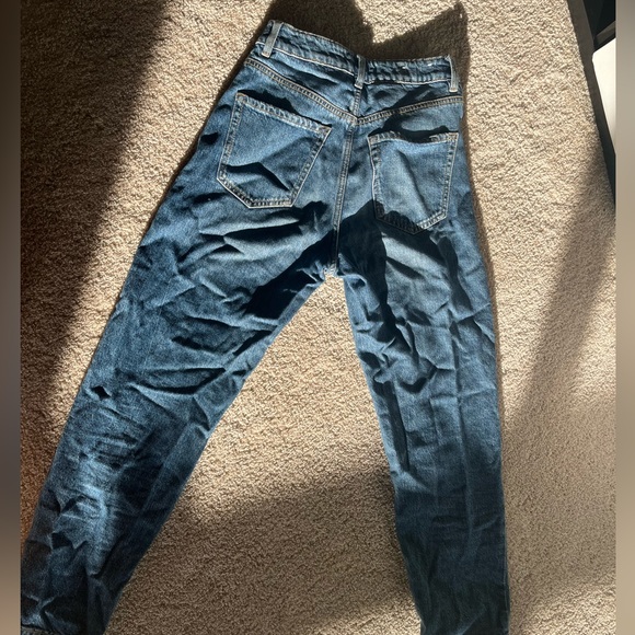 Dynamite “Claudia”, Mom jean, Slight crop, Dark-wash. Size 24! - Picture 4 of 6